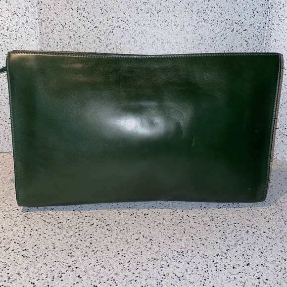 Rare LARGE Fendi clutch! It's GORGEOUS!!! A real stunner!!! Authentic!!! EUC!! - Picture 3 of 6